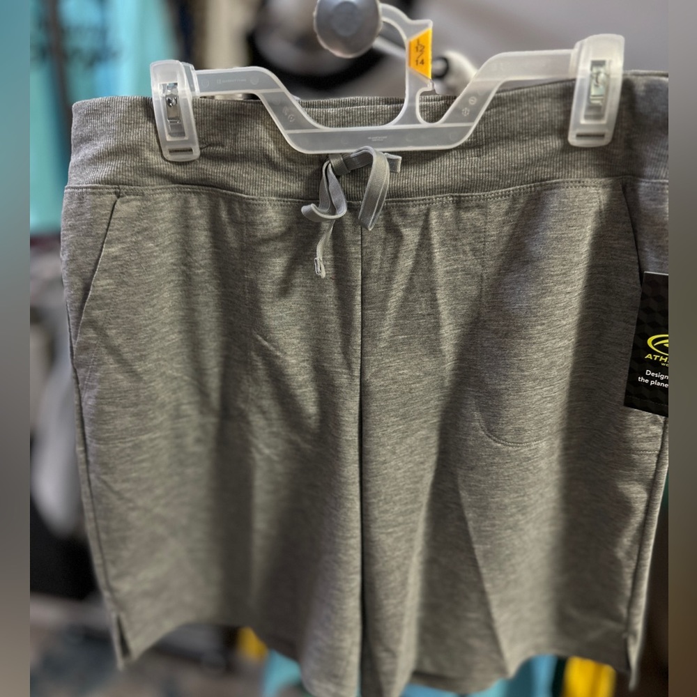 New size L grey shorts w tags